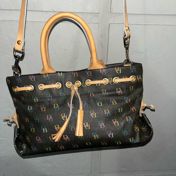 Dooney & Bourke W/charm signature logo Bag - Picture 8 of 17